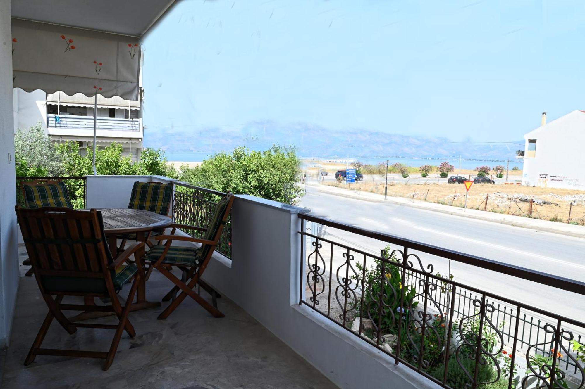 Twins Apartment Nafplio Bagian luar foto